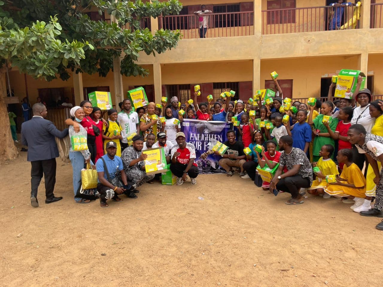 CYON PAD-DE-GIRL INITIATIVE
